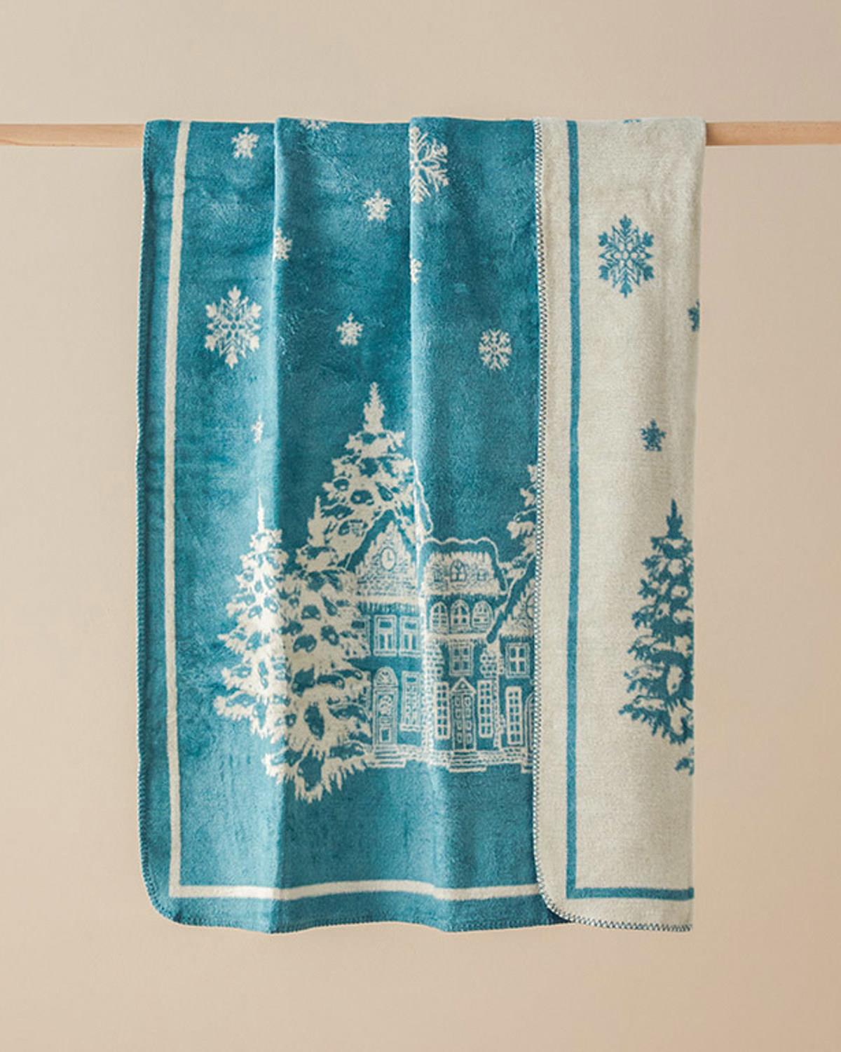 Snowy Village Akrilik Tv Battaniyesi Seledon