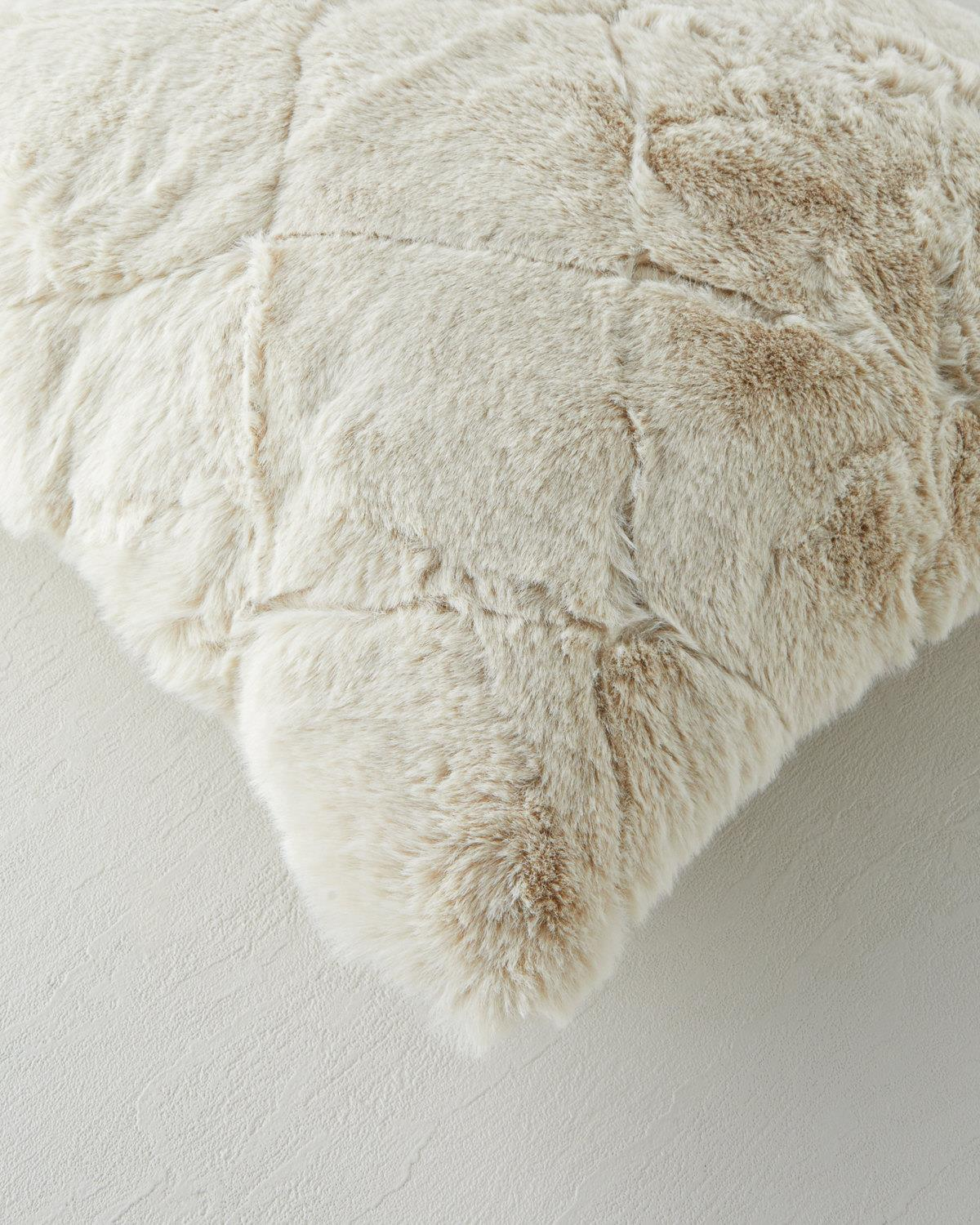 Soft Touch Rabbit Pelüş Kırlent Kılıfı Bej