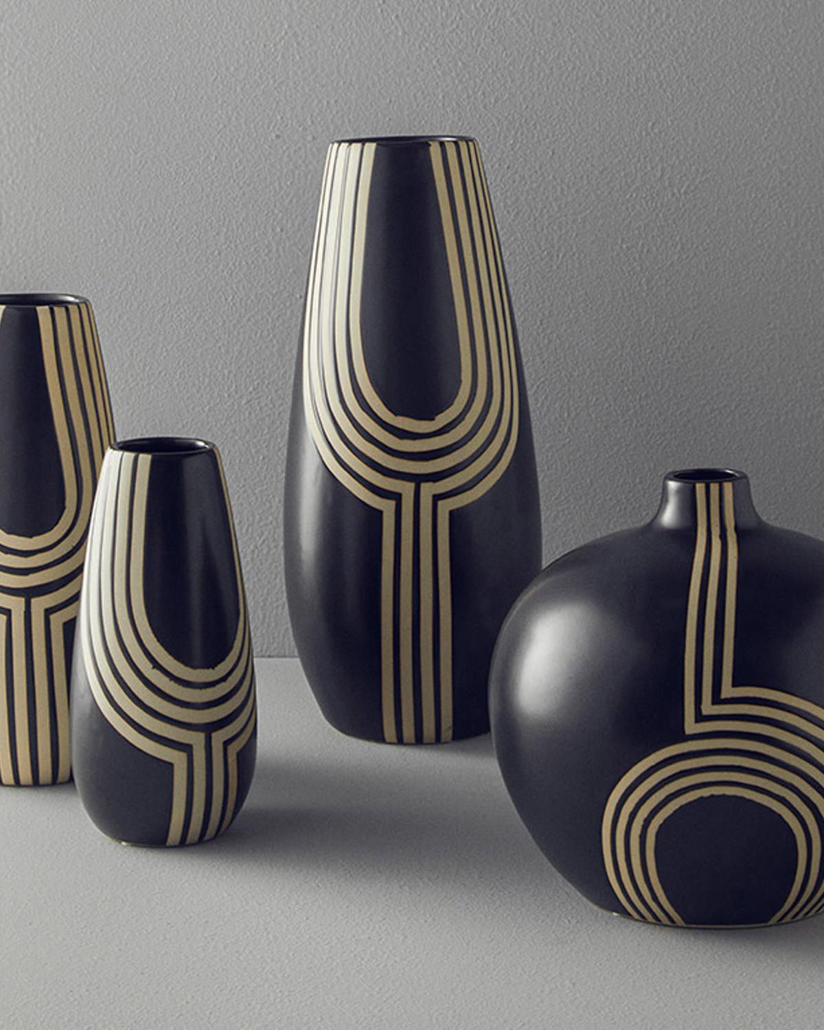 Stripy Seramik Vazo Siyah