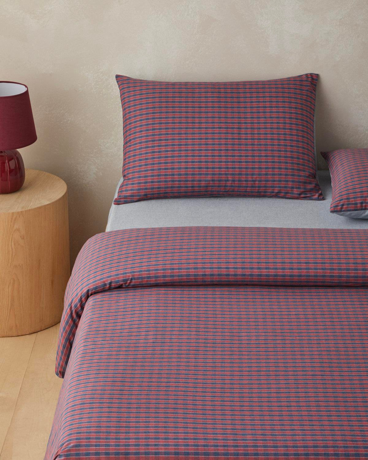 Tile Check İpliği Boyalı Çift Kişilik Nevresim Takımı 200x220 cm Lacivert-Kırmızı
