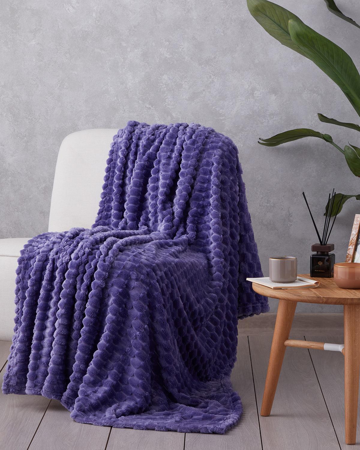 Tiny Bubbles Jakarlı Wellsoft Tv Battaniye 120x160 cm Mor