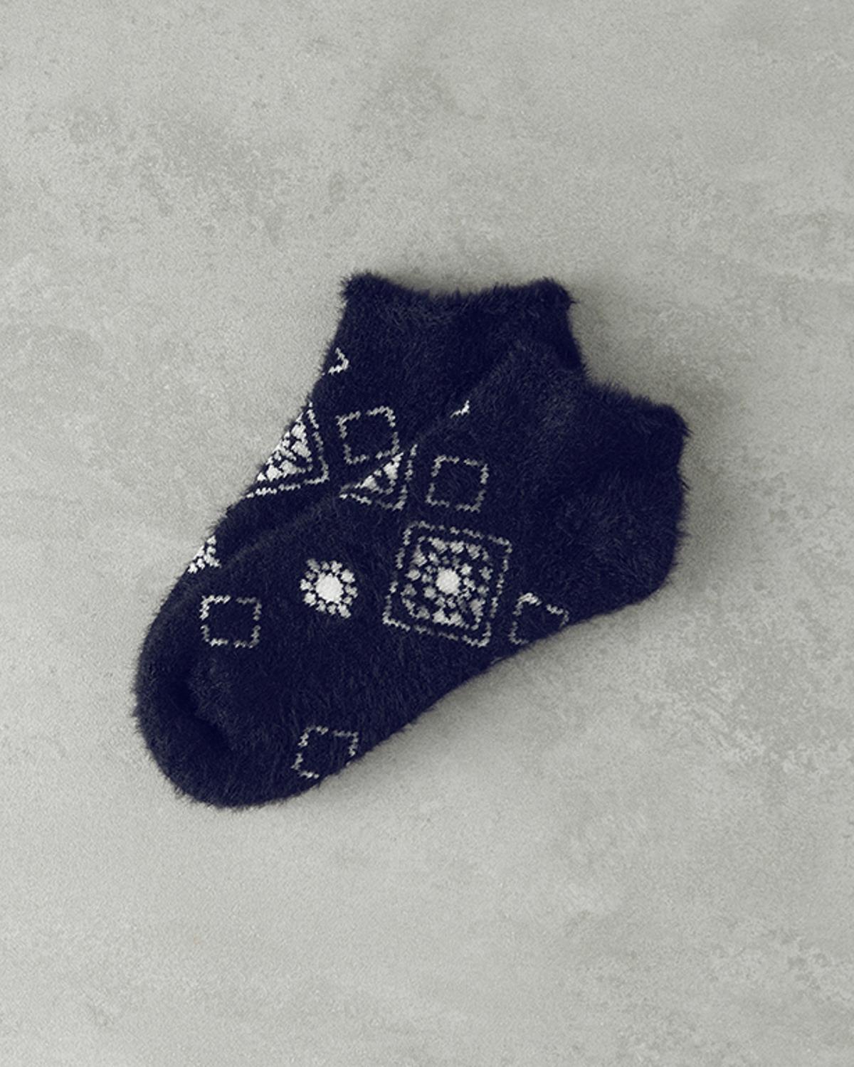 Aria Kadın Peluş Çorap Siyah - Beyaz