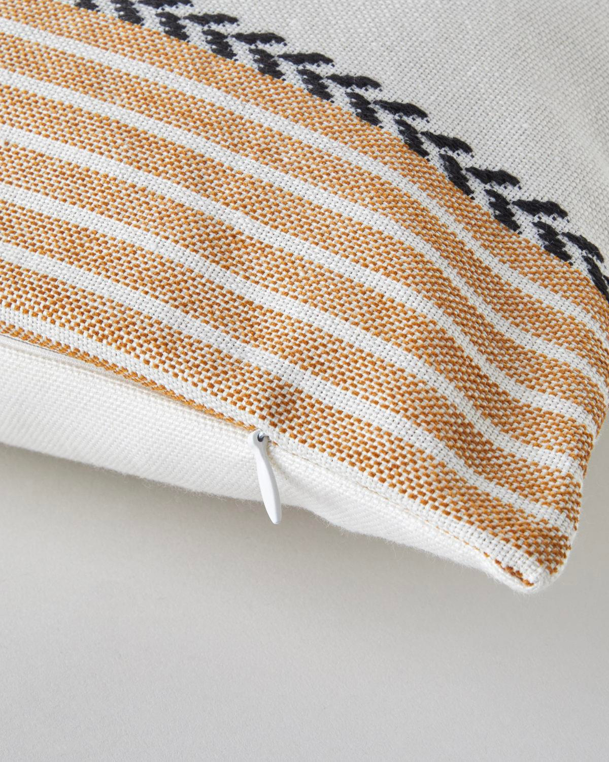 Arnie Dekoratif Kırlent 35x50 cm Ekru