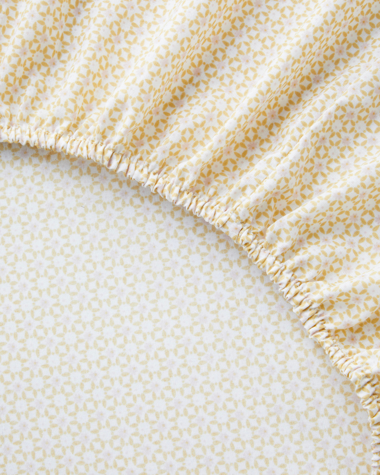 Bloomora Dijital Baskılı Kolay Ütülenir  Çift Kişilik Nevresim Takımı 200x220 cm Bej-Sarı