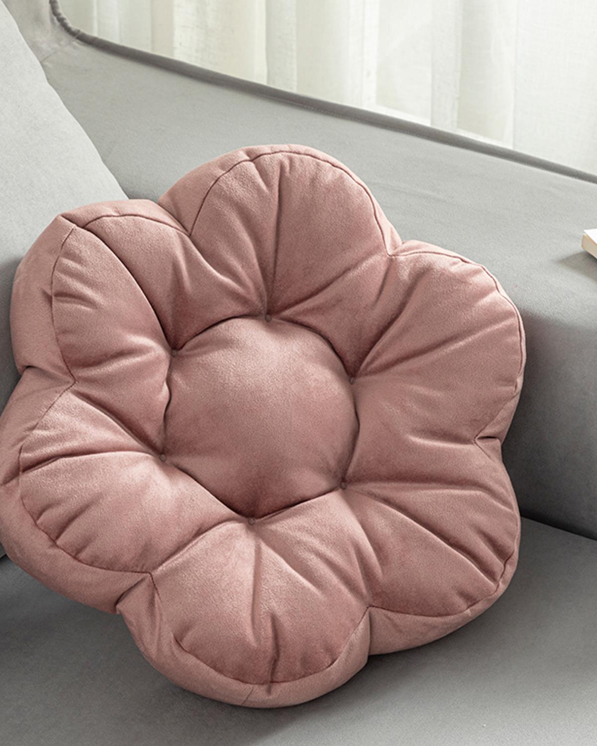 Blossom Kadife Dekoratif Kırlent Koyu Gülkurusu