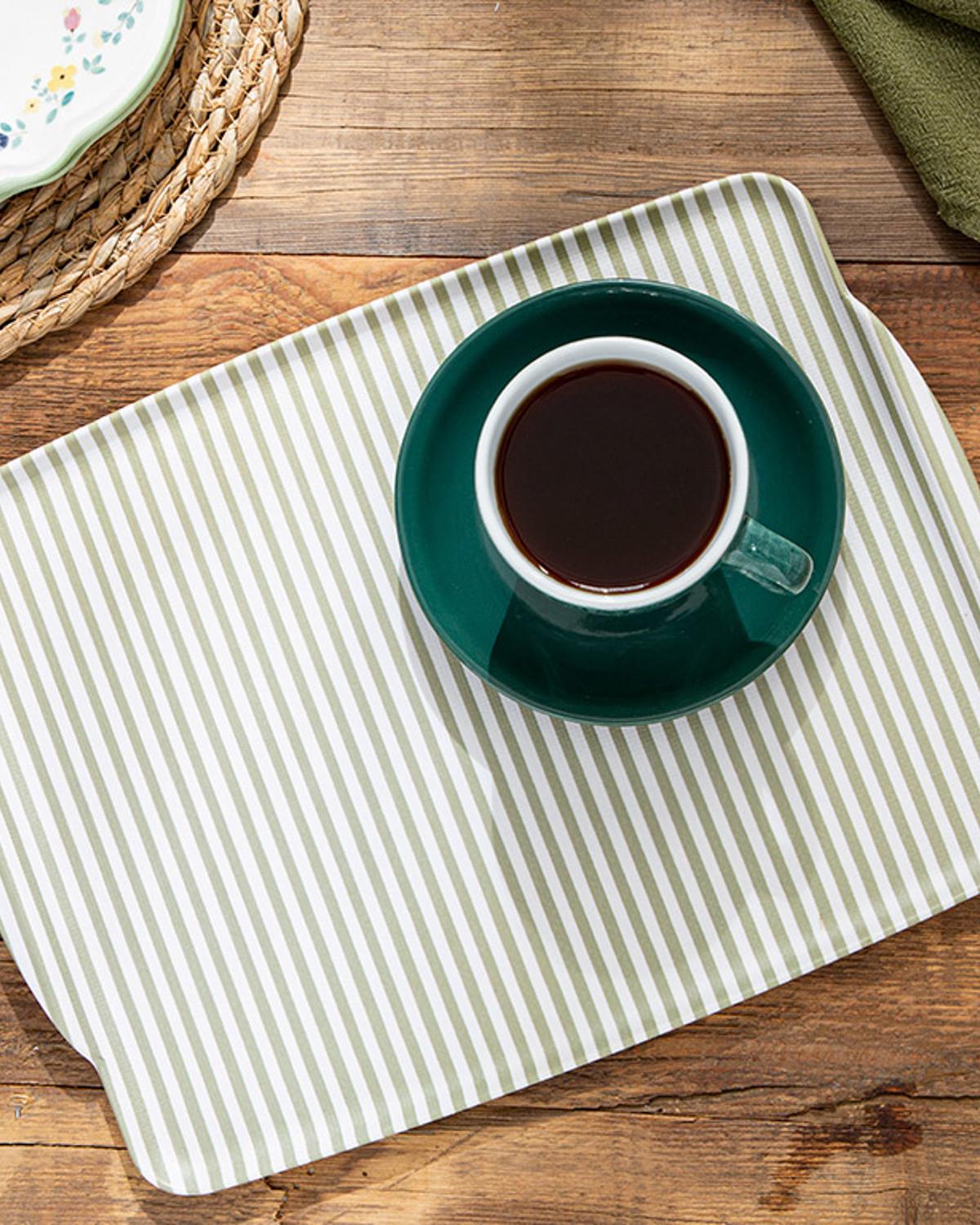 Bold Stripe Melamin Kaydırmaz Tepsi Yeşil