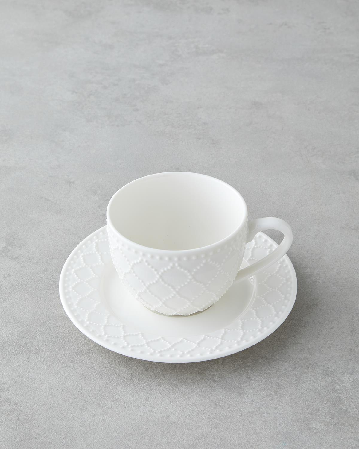 Carmen New Bone China 4 Parça 2 Kişilik Çay Fincanı Takımı 220 ml Beyaz