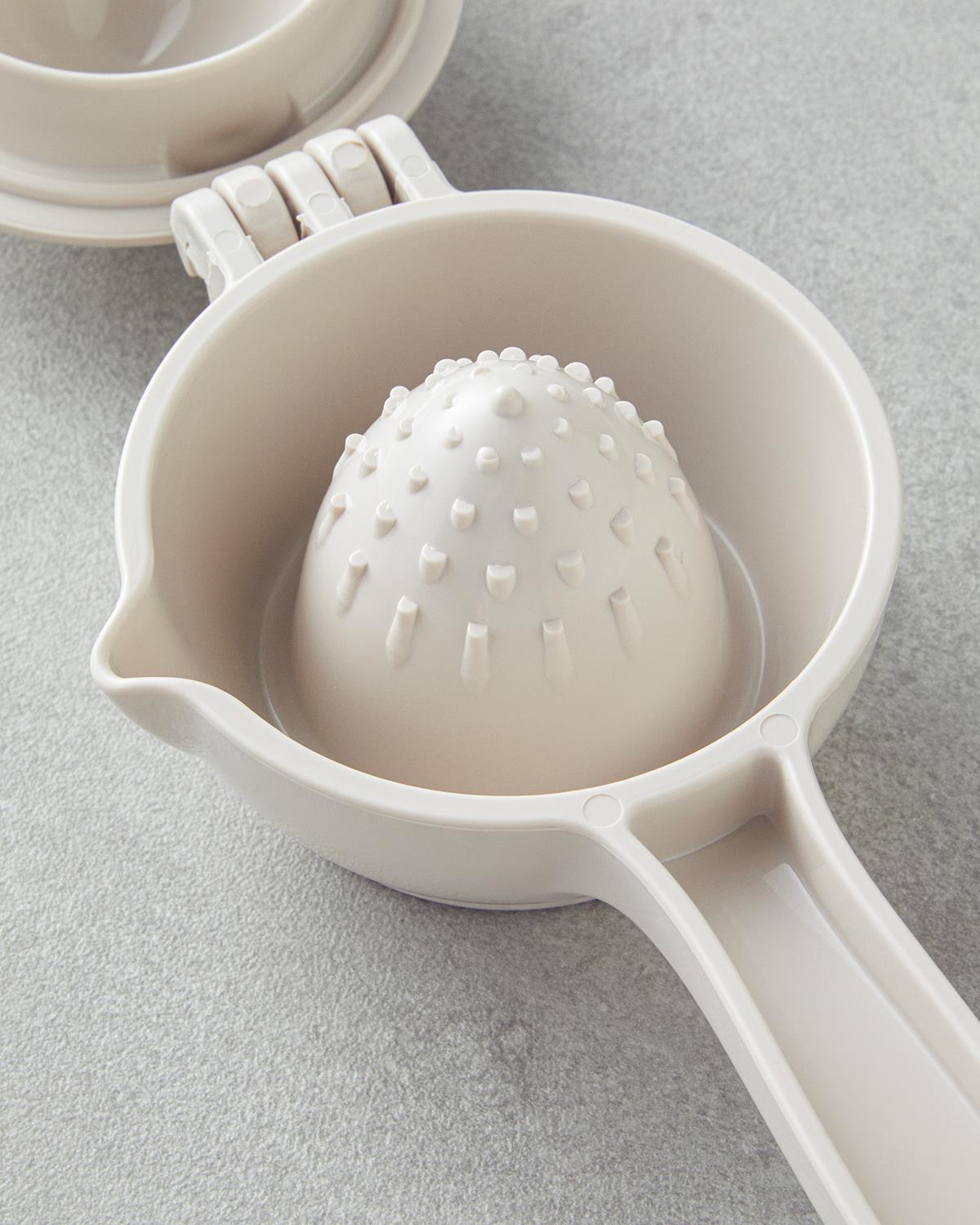 Colessa Plastik Limon Sıkacağı Krem