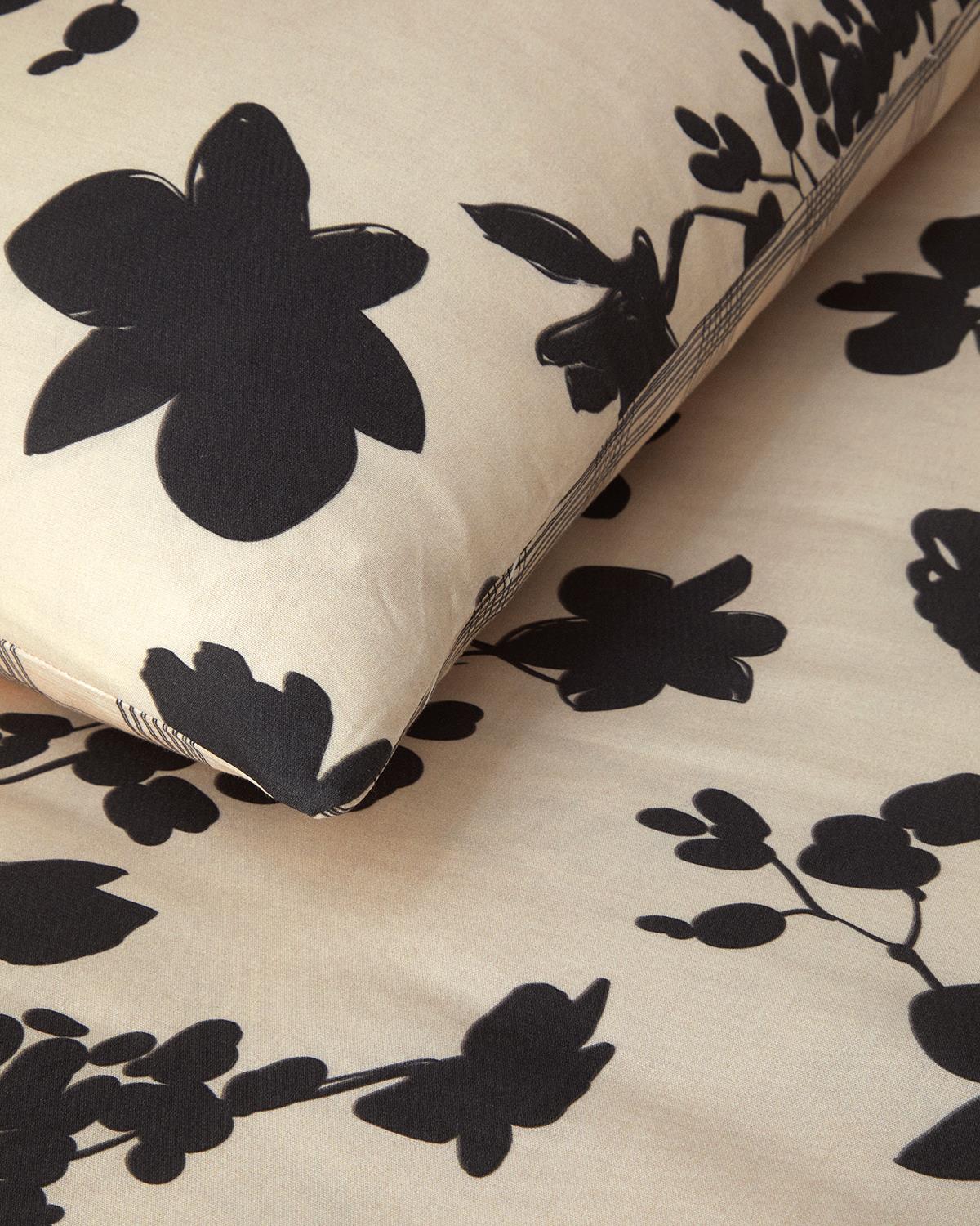 Cosmos Garden Dijital Baskılı Soft Cotton Çift Kişilik Nevresim Seti Bej