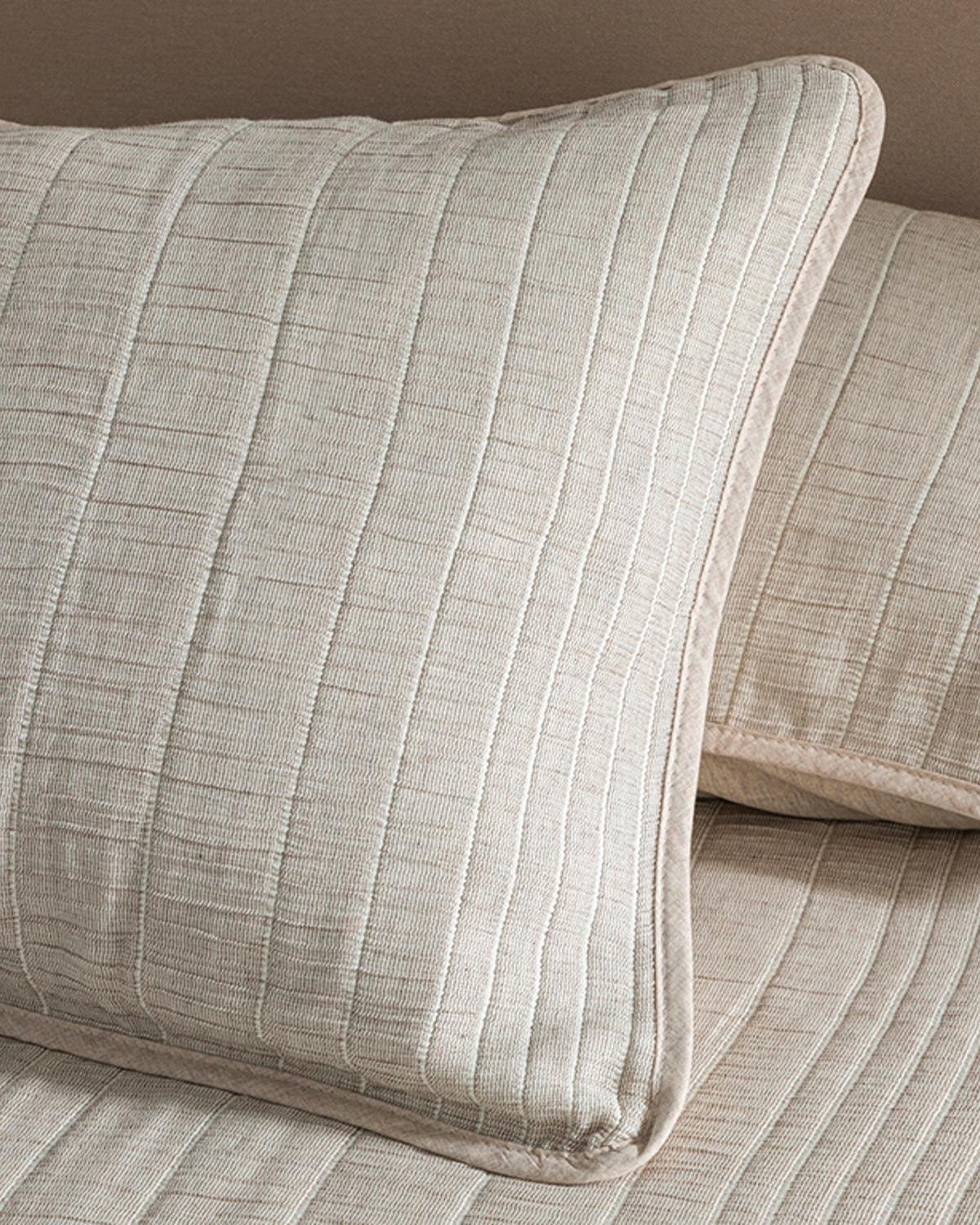 Cosy Rectangles Dolgulu Jakarlı Tek Kişilik Yatak Örtüsü Takımı Kahve