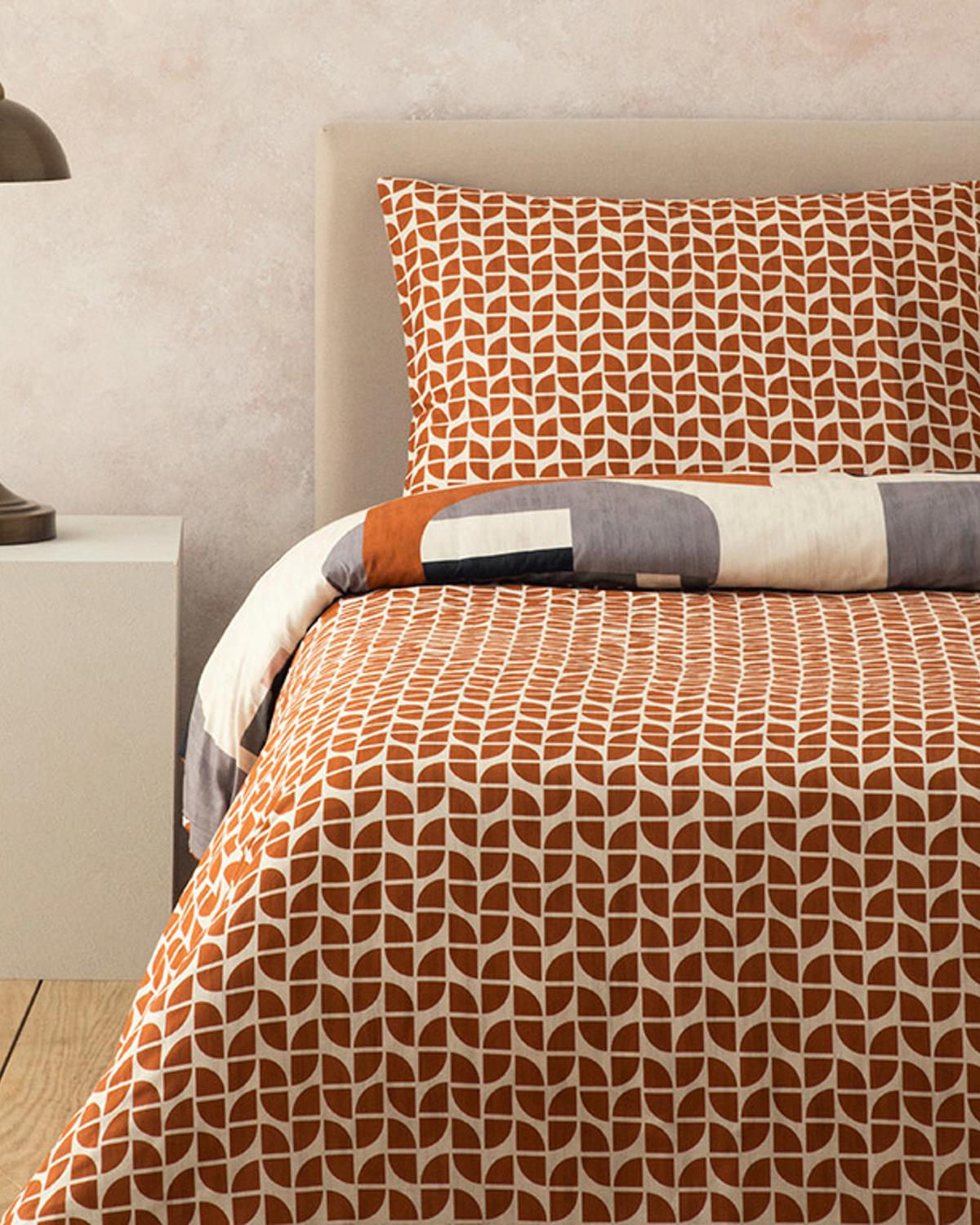 Dynamic Square Dijital Baskılı Soft Cotton Çift Kişilik Nevresim Seti Bej – Terracotta