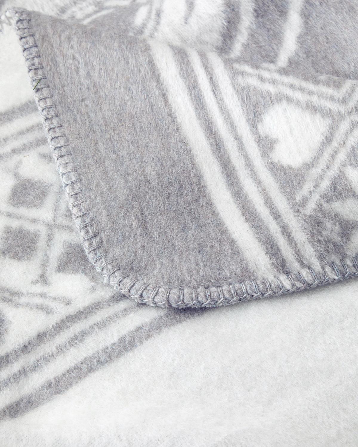 Embrace of love Akrilik Tv Battaniye 130x170 cm Gri