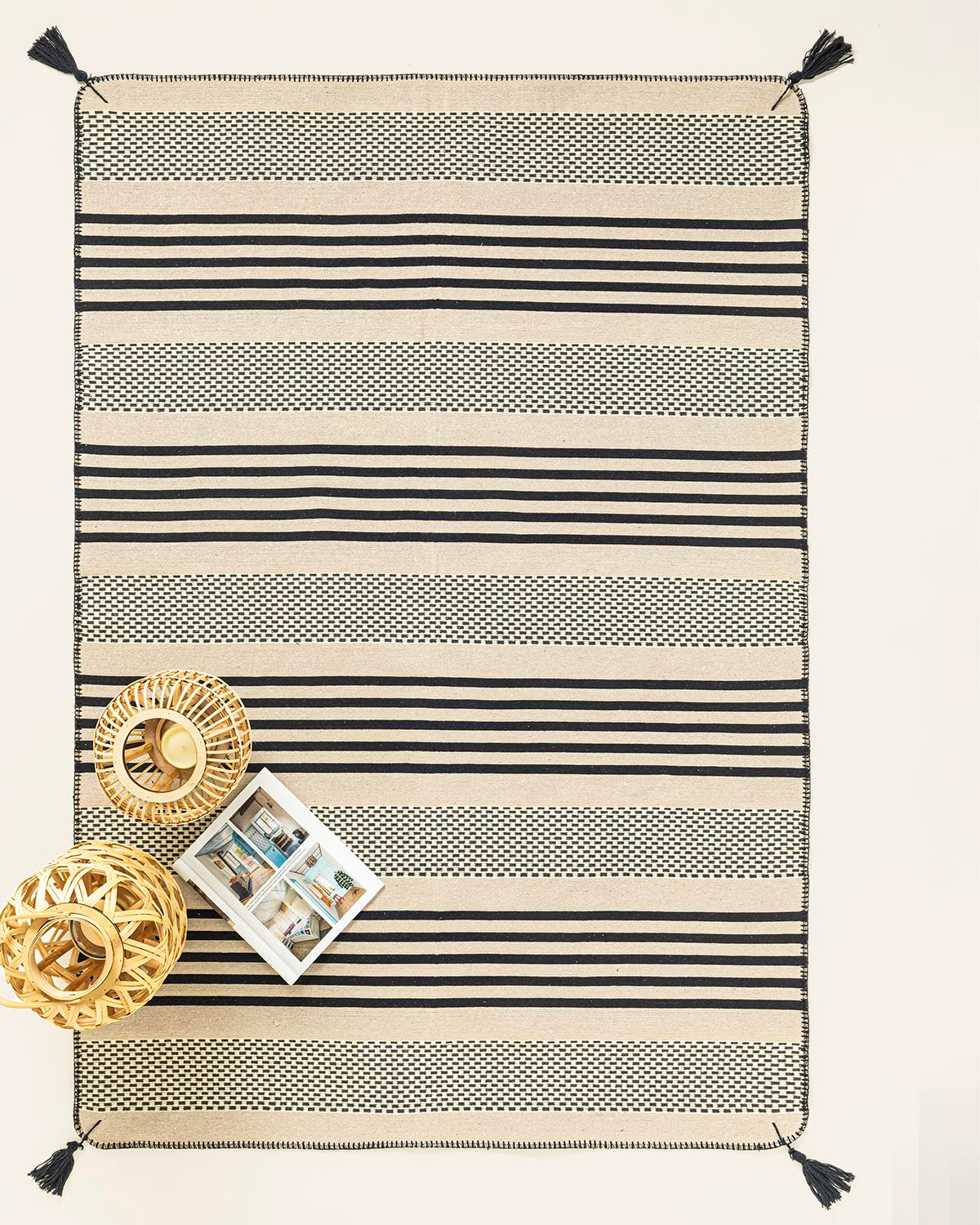 Fancy Striped Dokuma Kilim Lacivert - Krem