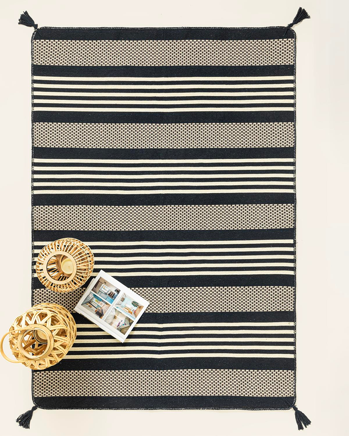 Fancy Striped Dokuma Kilim Lacivert - Krem
