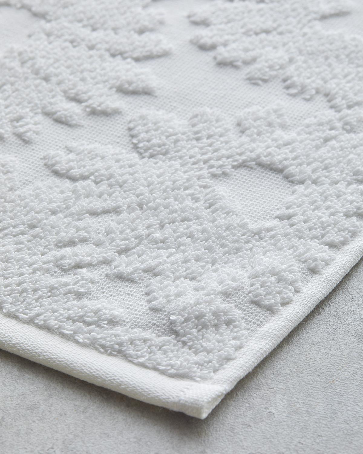 Flower Touch Pamuklu Jakarlı Yüz Havlusu 50x80 cm Ekru