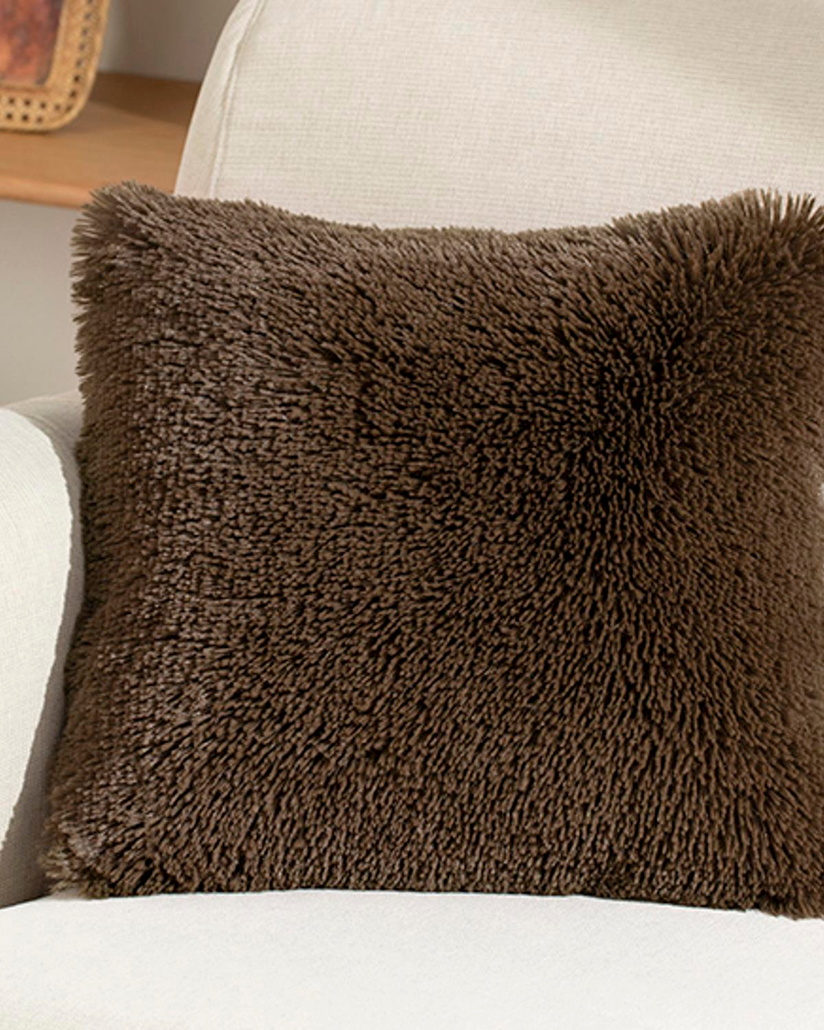 Fluffy Pv Pelüş Kırlent Kılıfı Kahverengi