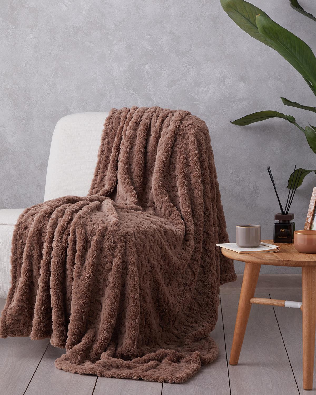 Leopard Jakarlı Wellsoft Tv Battaniye 120x160 cm Koyu Bej
