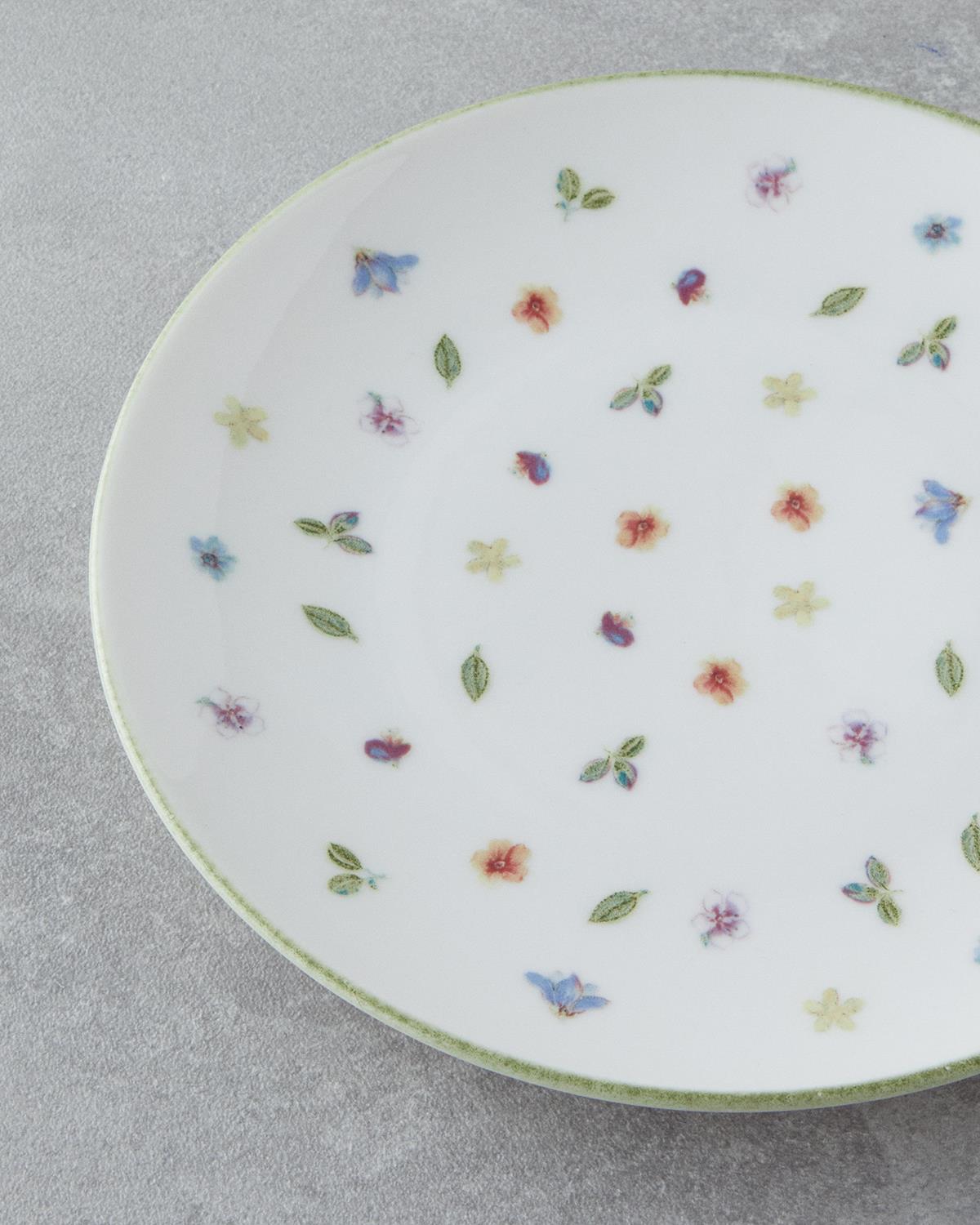Lilyum Porselen 6'lı Pasta Seti 21 cm Renkli