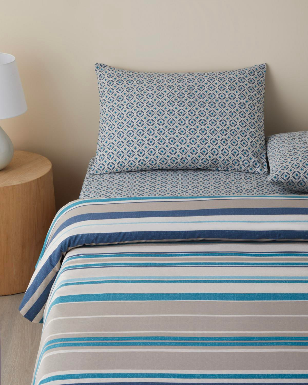 Line Motion Kolay Ütülenir Çift Kişilik Nevresim Takımı 200x220 cm Lacivert - Bej