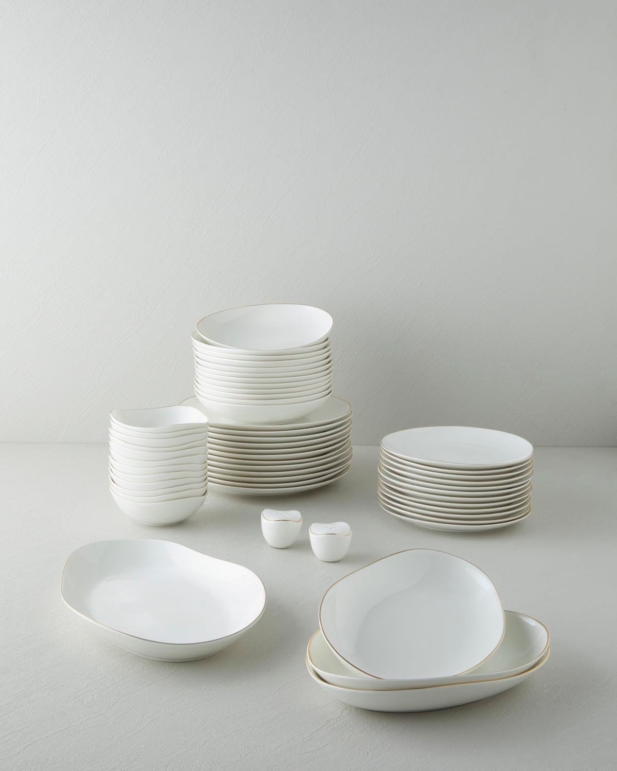 Lisbon Bone Porselen Yemek Takımı 54 Parça 12 Kişilik Gold