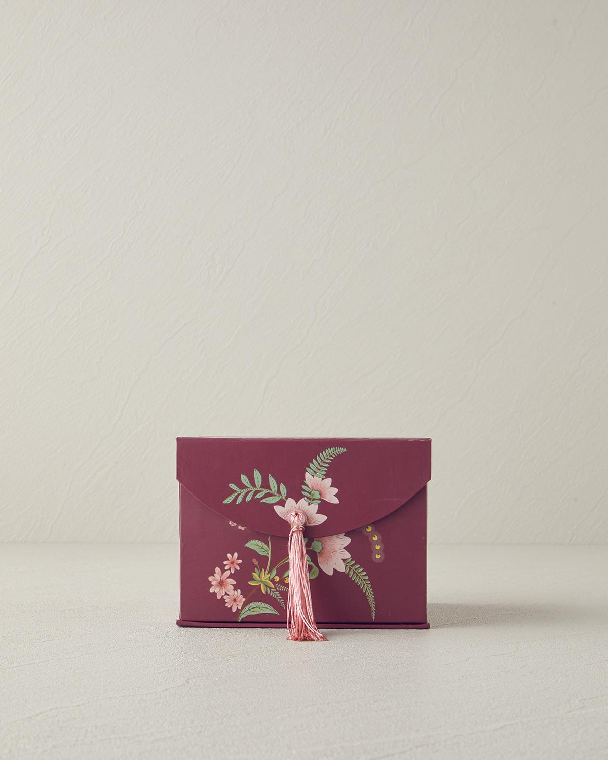 Loly New Bone China 4 Parça 2 Kişilik Kahve Fincan Takımı 100 ml Bordo