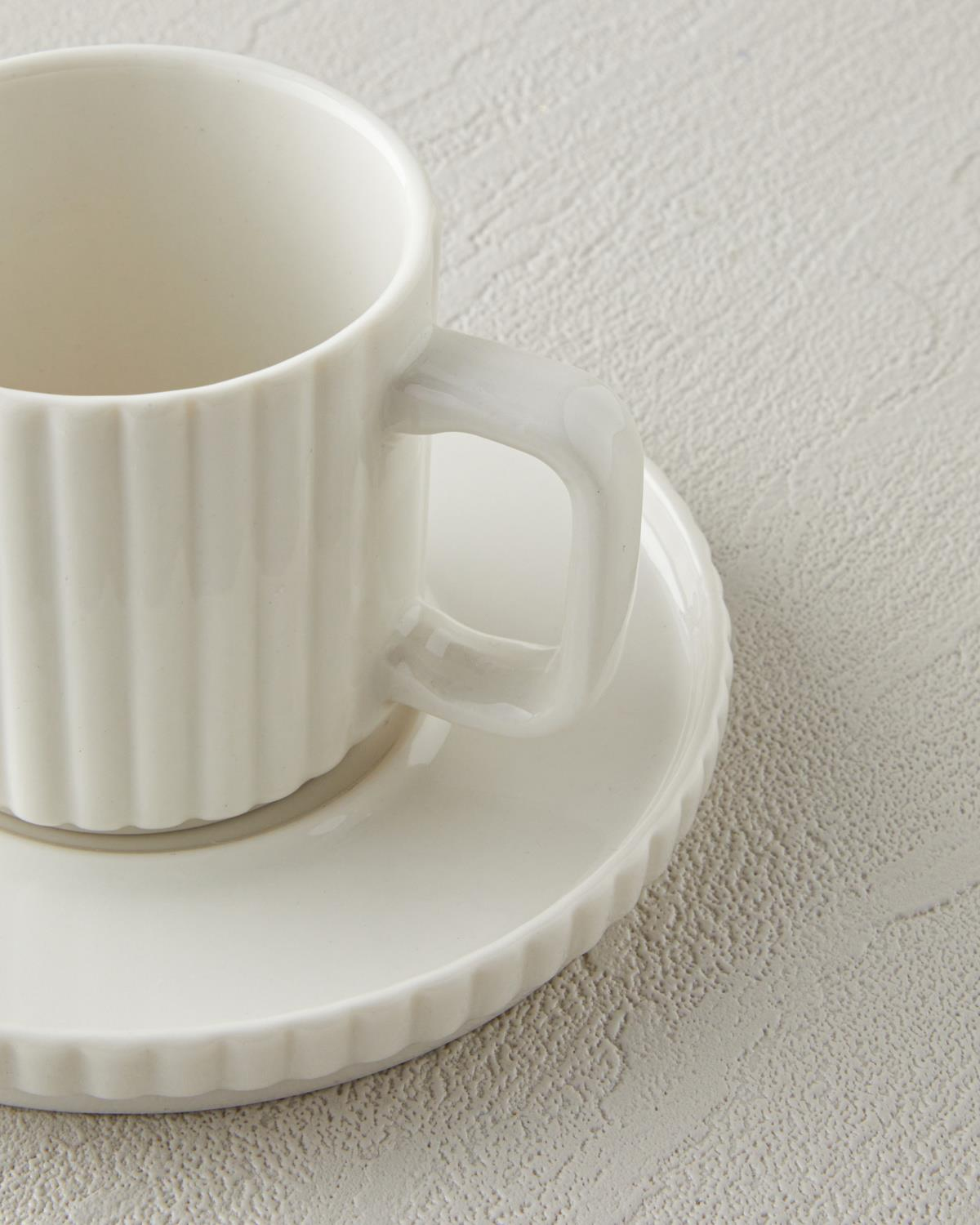 Lunara Porselen 18 Parça 6 Kişilik Çay-Kahve Takımı 170-90 ml Beyaz