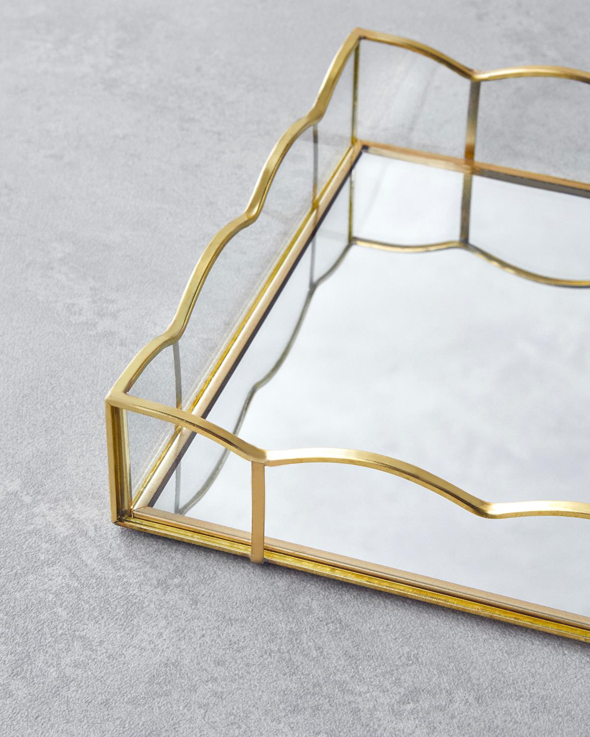 Mensa Dekoratif Tepsi 23.8x23x3.8 Gold