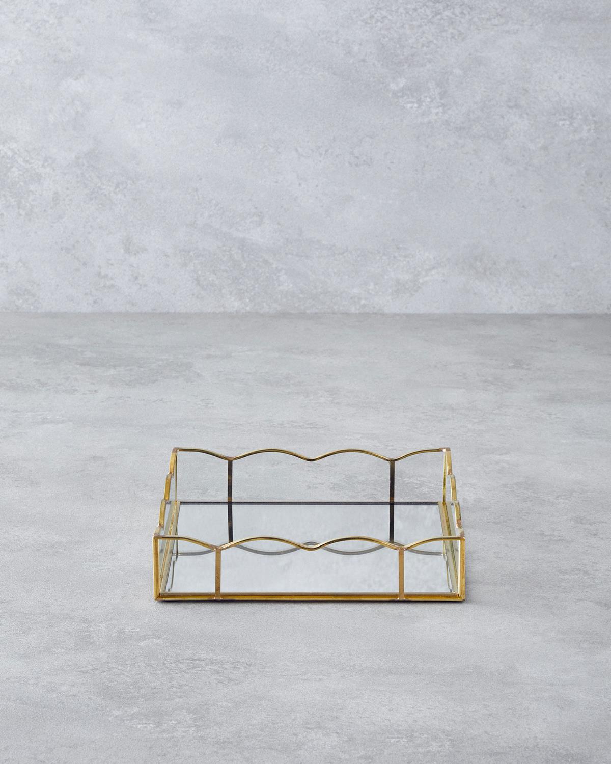 Mensa Dekoratif Tepsi 23.8x23x3.8 Gold