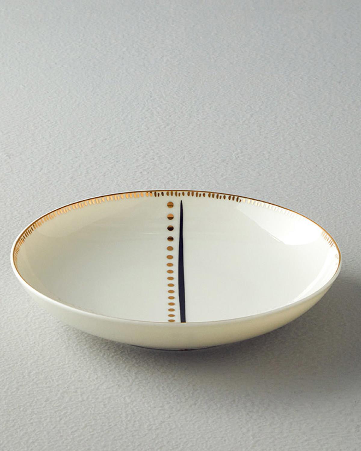 Modern Detail Bone Porselen Çukur Yemek Tabağı 20 cm Siyah