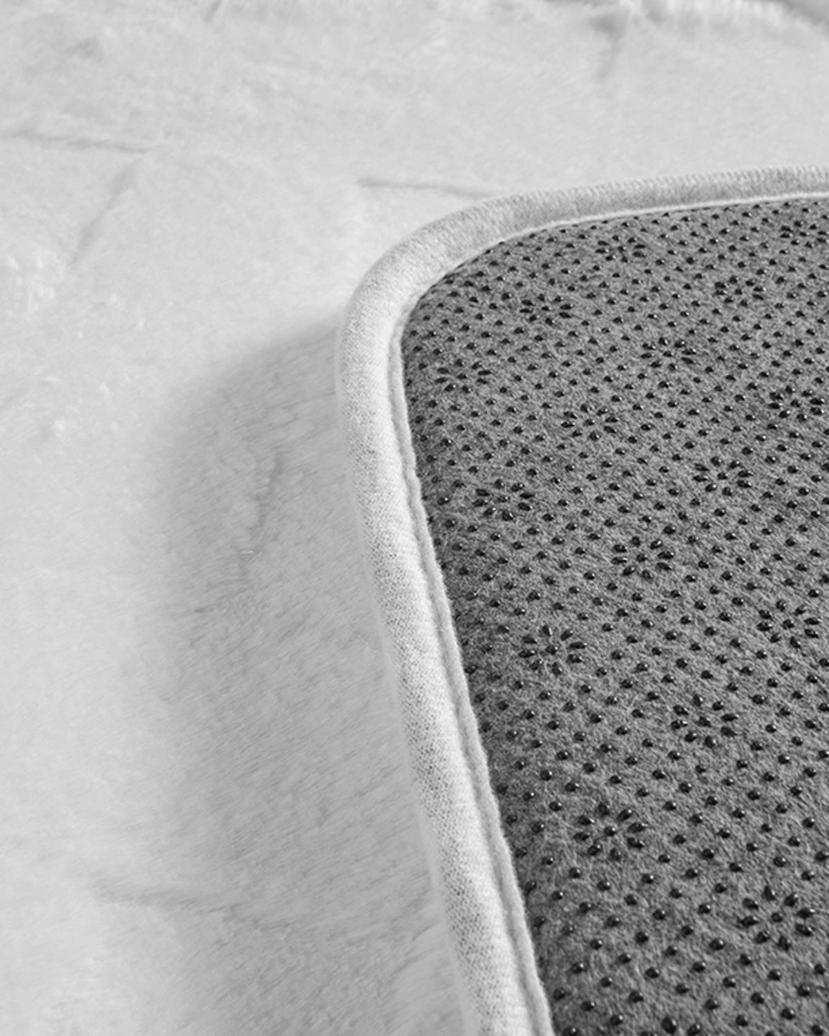 Modest Grid Rabbit Peluş Banyo Paspası Seti Beyaz