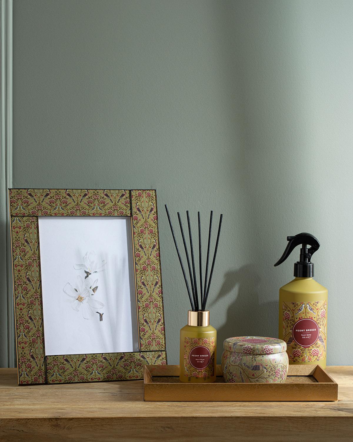 Peony Breeze Dekoratif Tepsi Sarı
