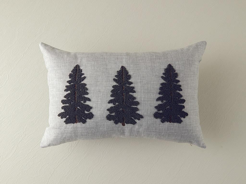 Pine Tree Punch Nakışlı Dekoratif Kırlent Açık Gri