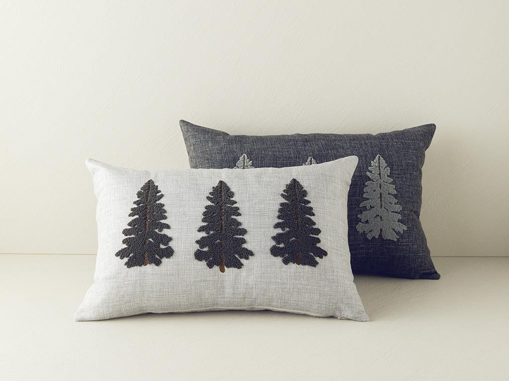 Pine Tree Punch Nakışlı Dekoratif Kırlent Açık Gri