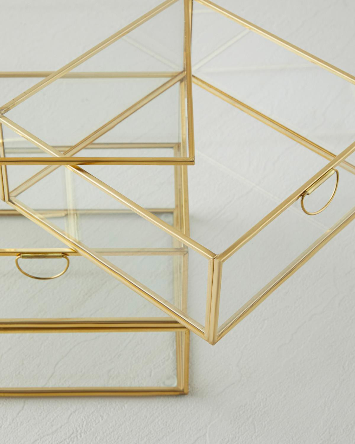 Roese Dekoratif Kutu 15x15x18 cm Gold
