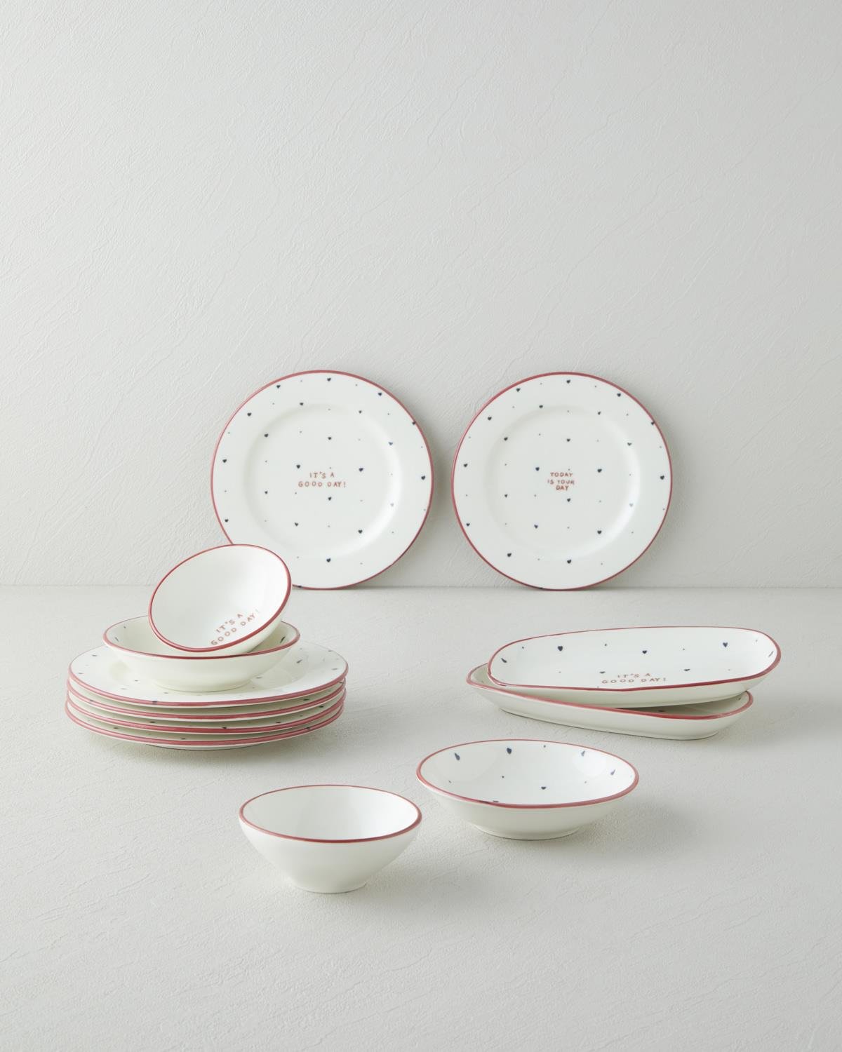 Romance Porselen Kahvaltı Takımı 12 Parça 6 Kişilik Kırmızı-Siyah