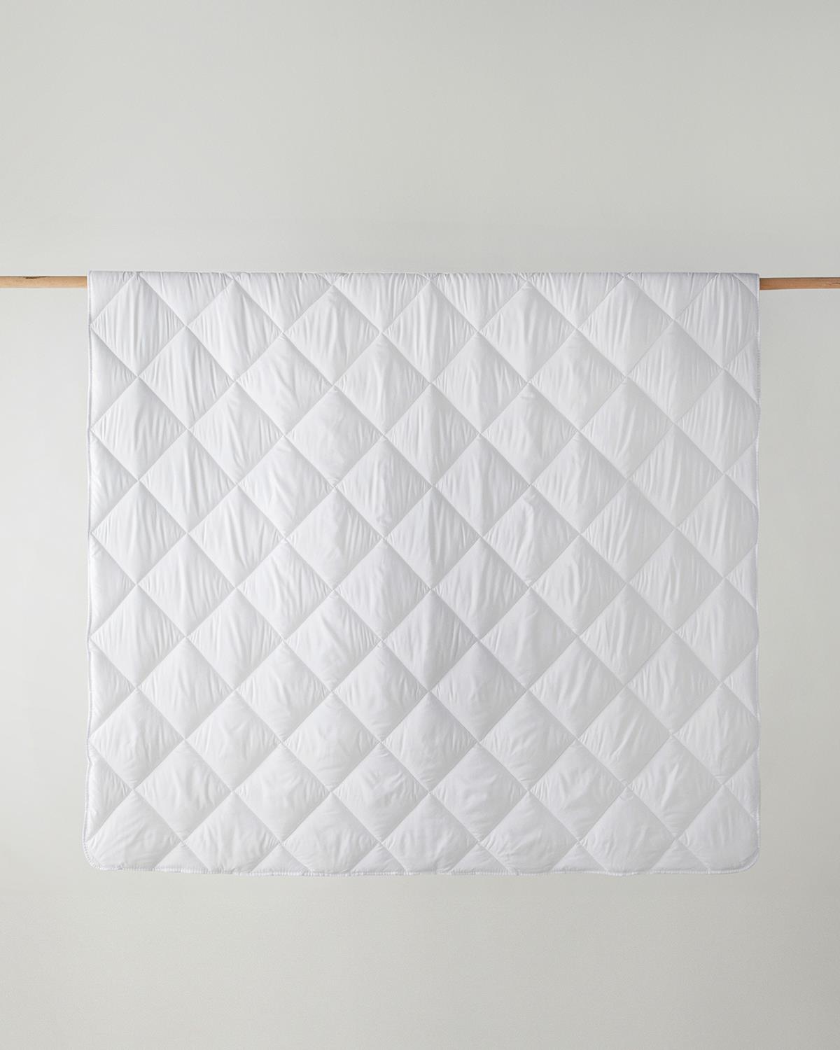 Siesta Mikrofiber Çift Kişilik Yorgan Beyaz