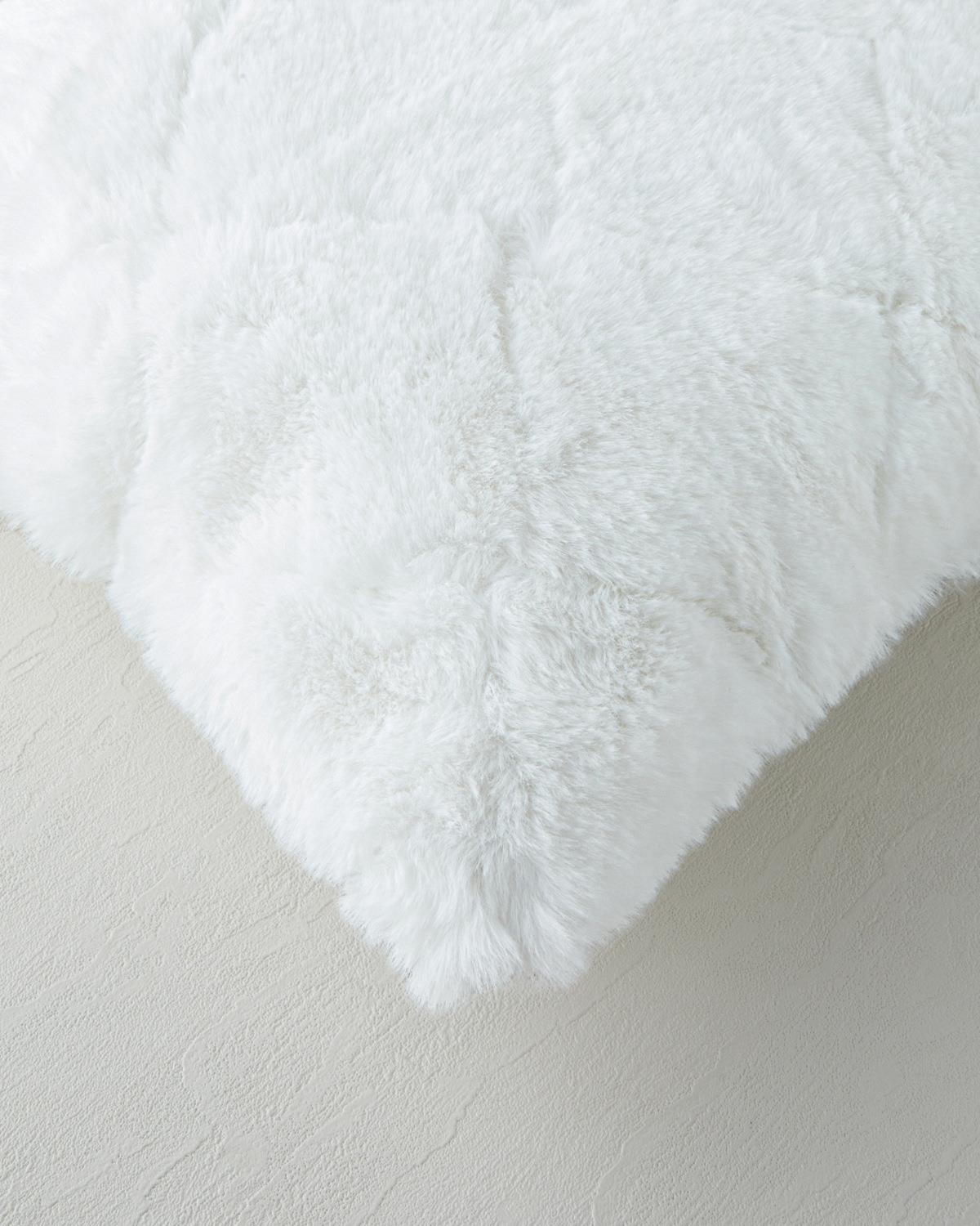 Soft Touch Rabbit Pelüş Kırlent Kılıfı Beyaz