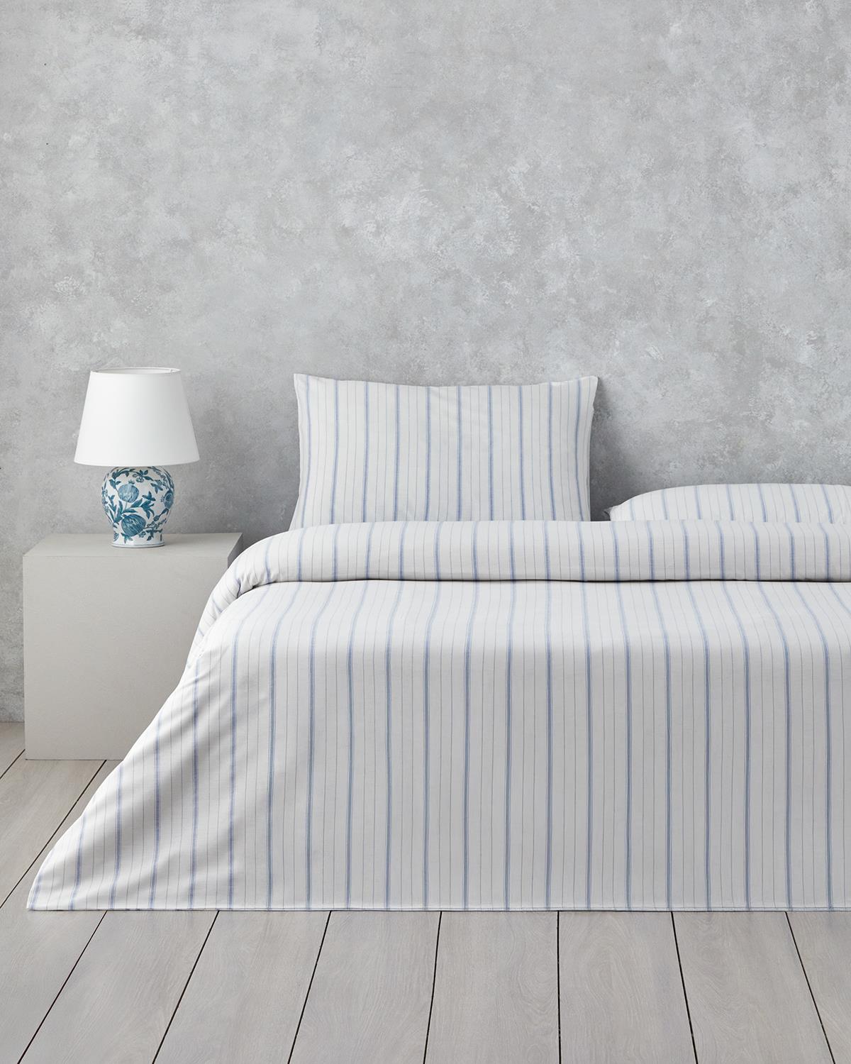 Subtle Waves İpliği Boyalı Çift Kişilik Nevresim Takımı 200x220 cm Mavi