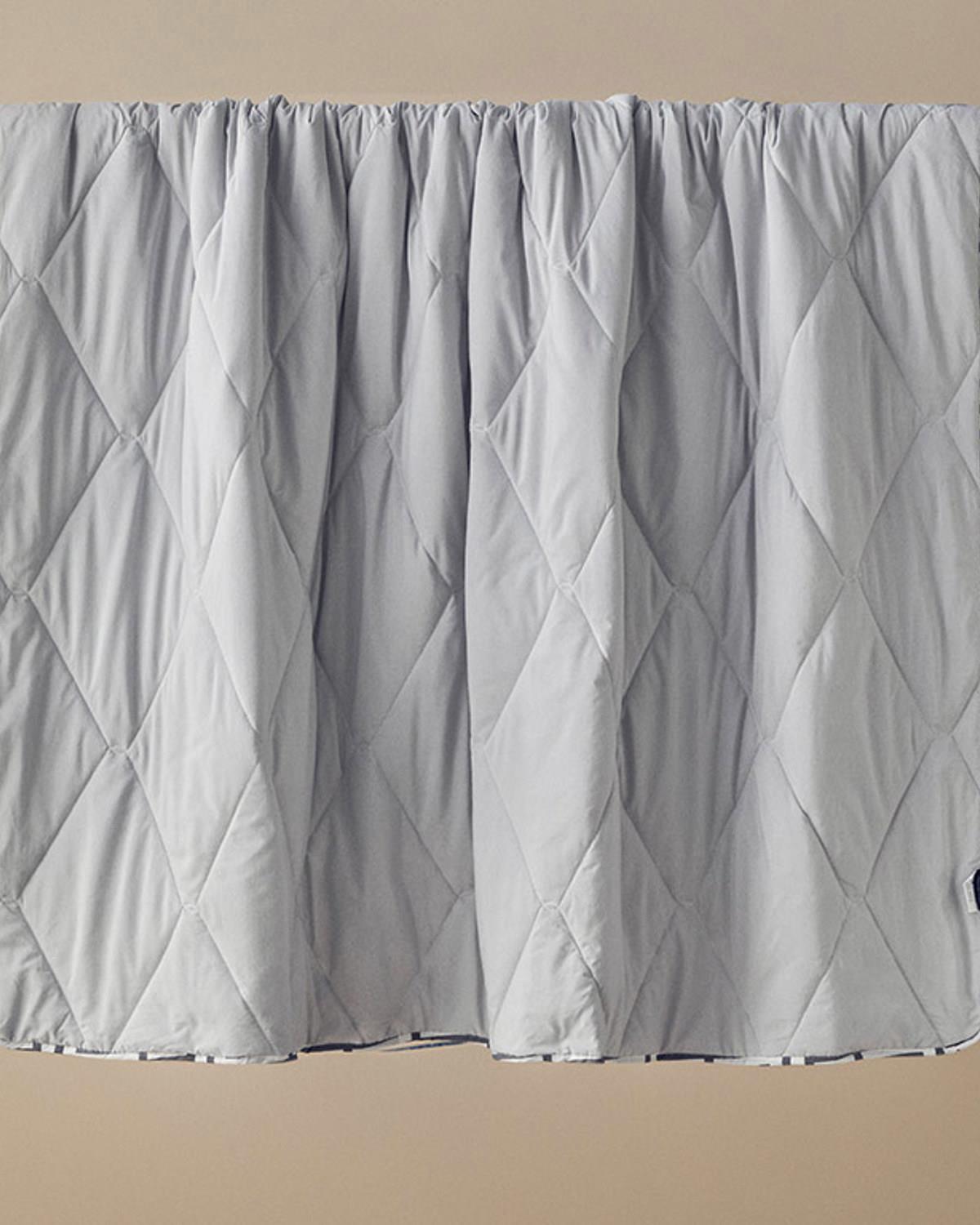 Tales Polycotton Çift Kişilik Yorgan Gri