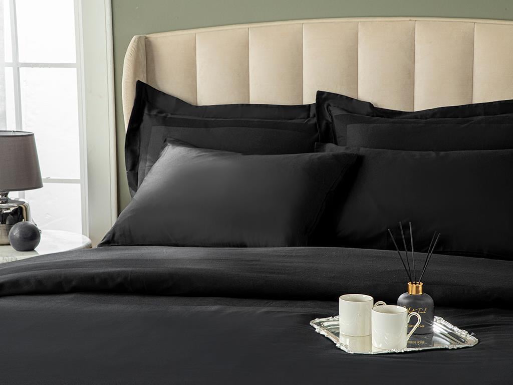 Vivian Çerçeveli Pamuk Saten King Size 4 Yastıklı Nevresim Takımı Siyah