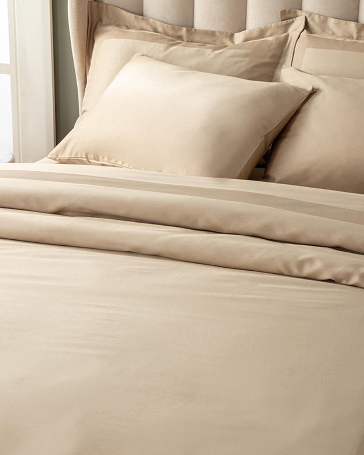 Vivian Çerçeveli Pamuk Saten Super King Size 4 Yastıklı Nevresim Takımı Gold