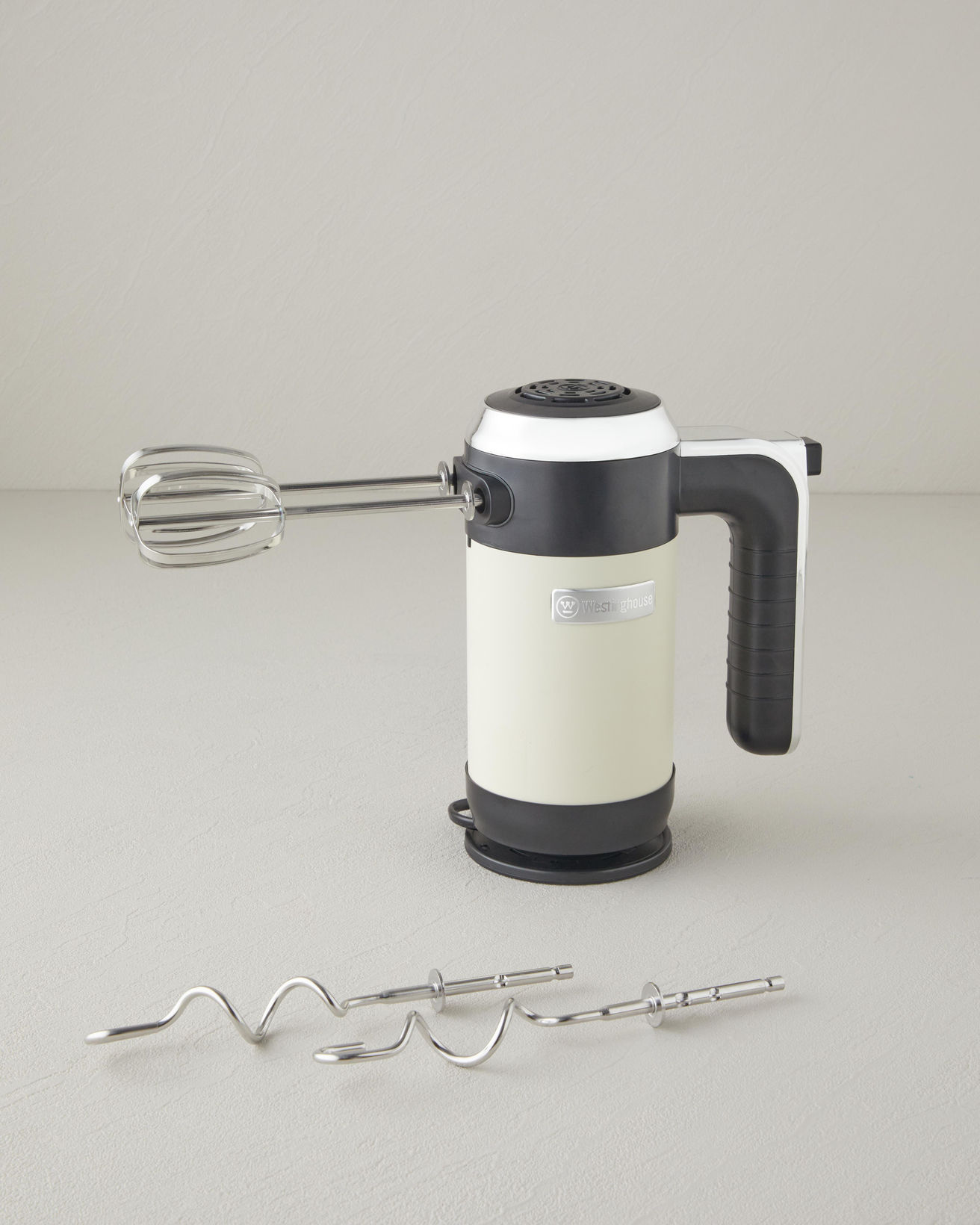 Westinghouse Retro Standlı El Mikseri Krem