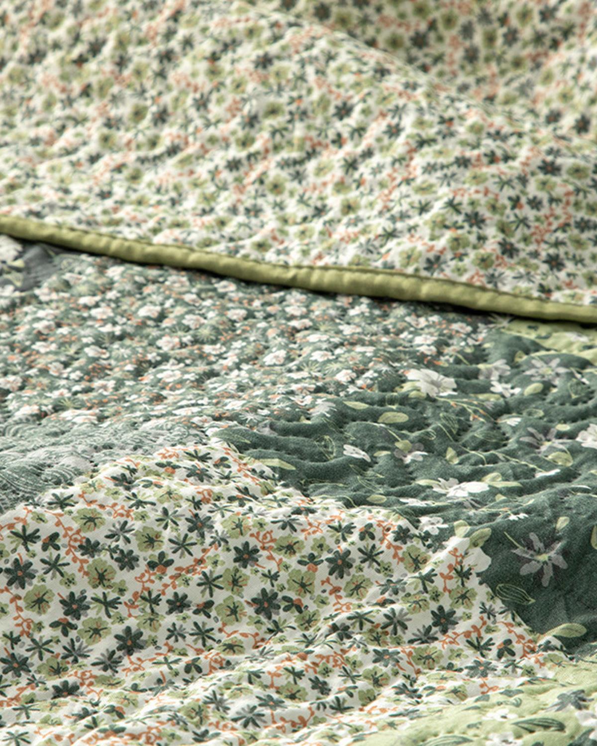 Flower Patchwork Çift Kişilik Çok Amaçlı Örtü Yeşil