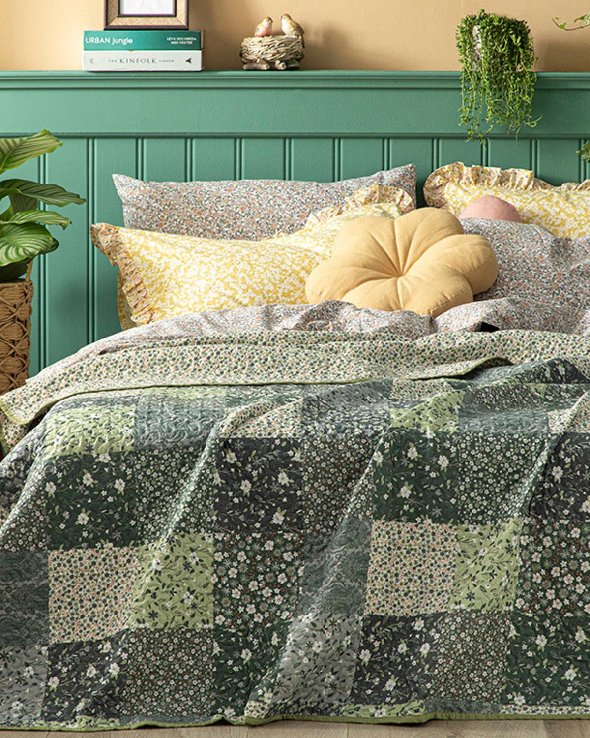 Flower Patchwork Çift Kişilik Çok Amaçlı Örtü Yeşil