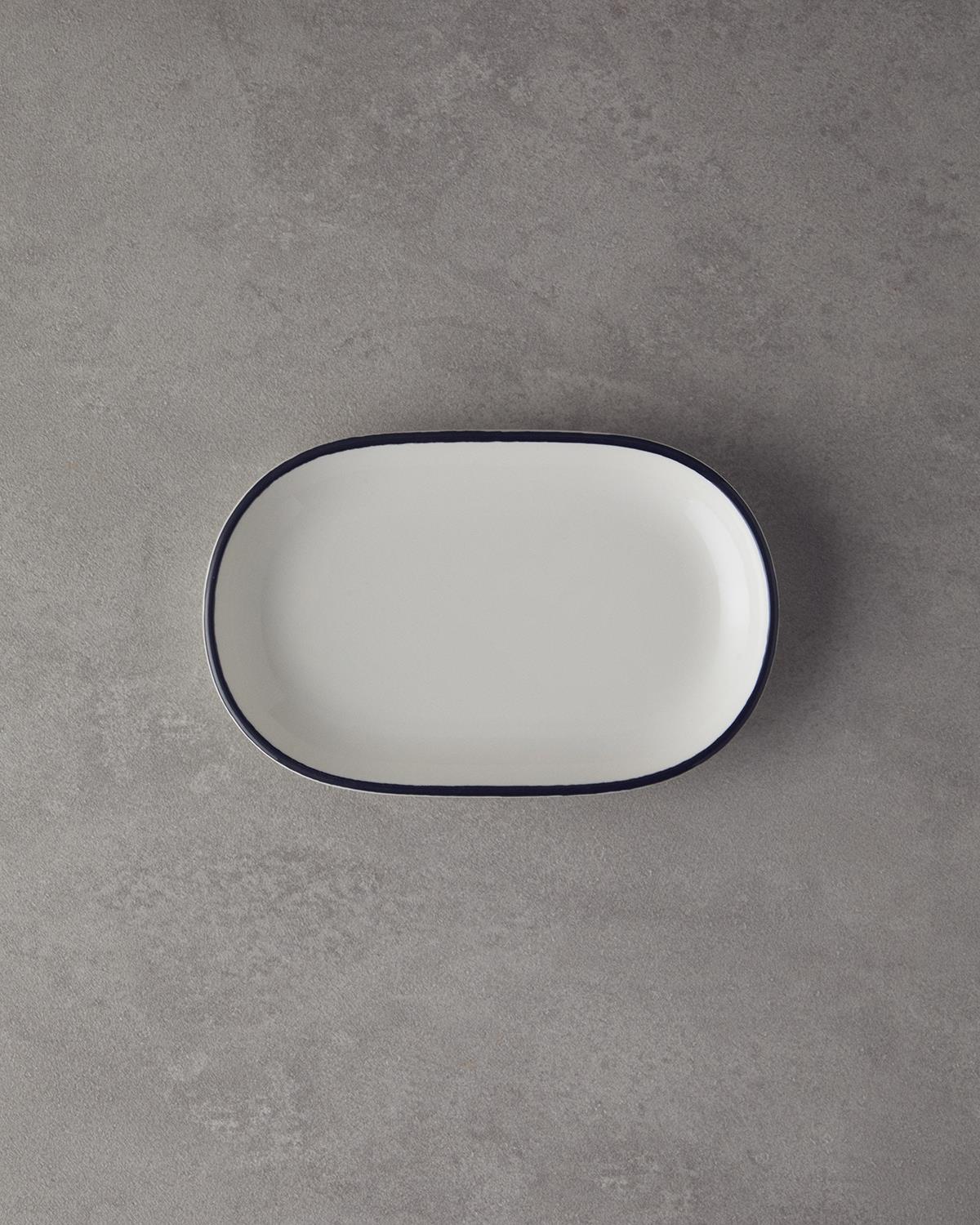 Skyline Porselen Kayık Tabak 18 cm Siyah