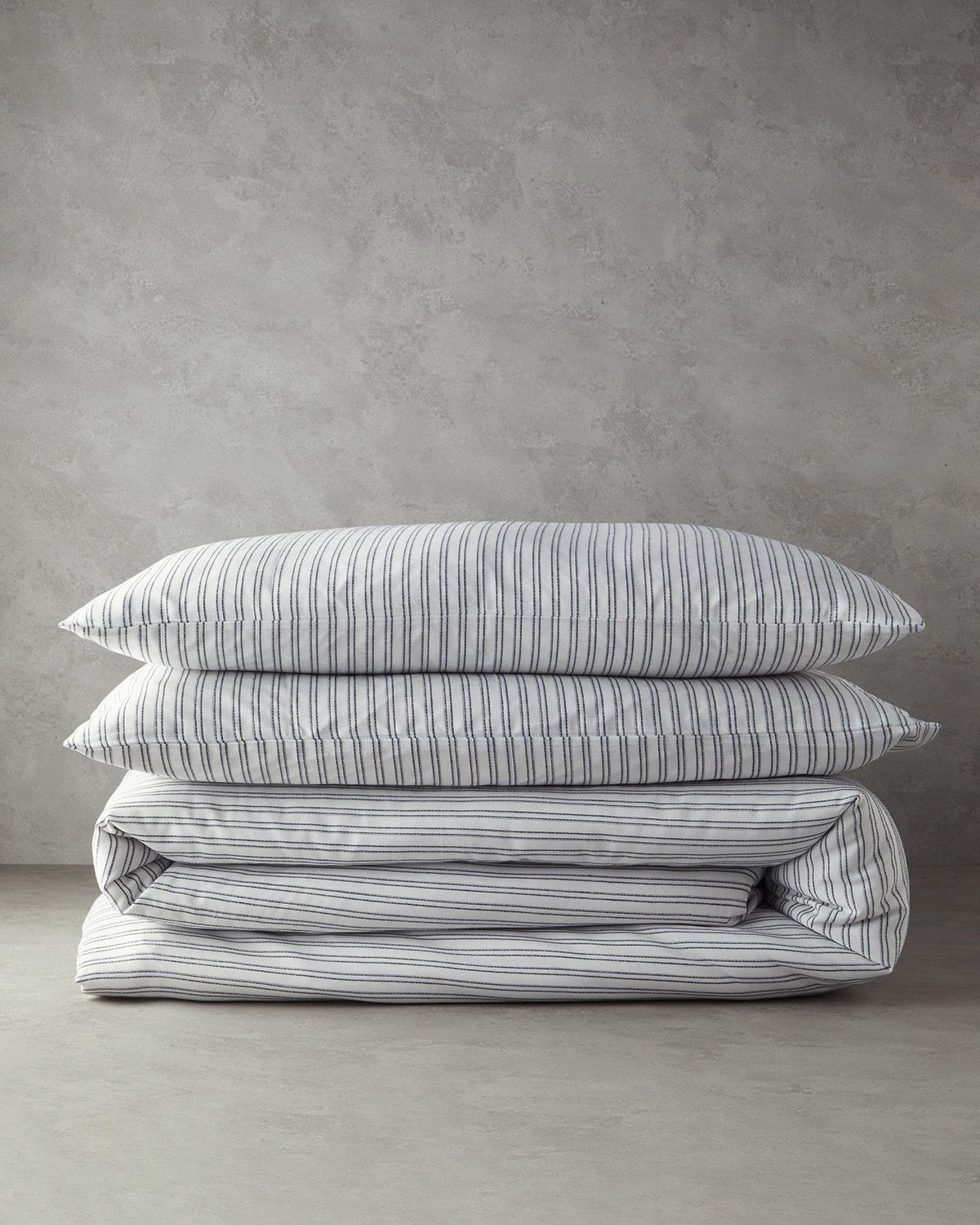 Stitch Line İpliği Boyalı Çift Kişilik Nevresim Takımı Lacivert
