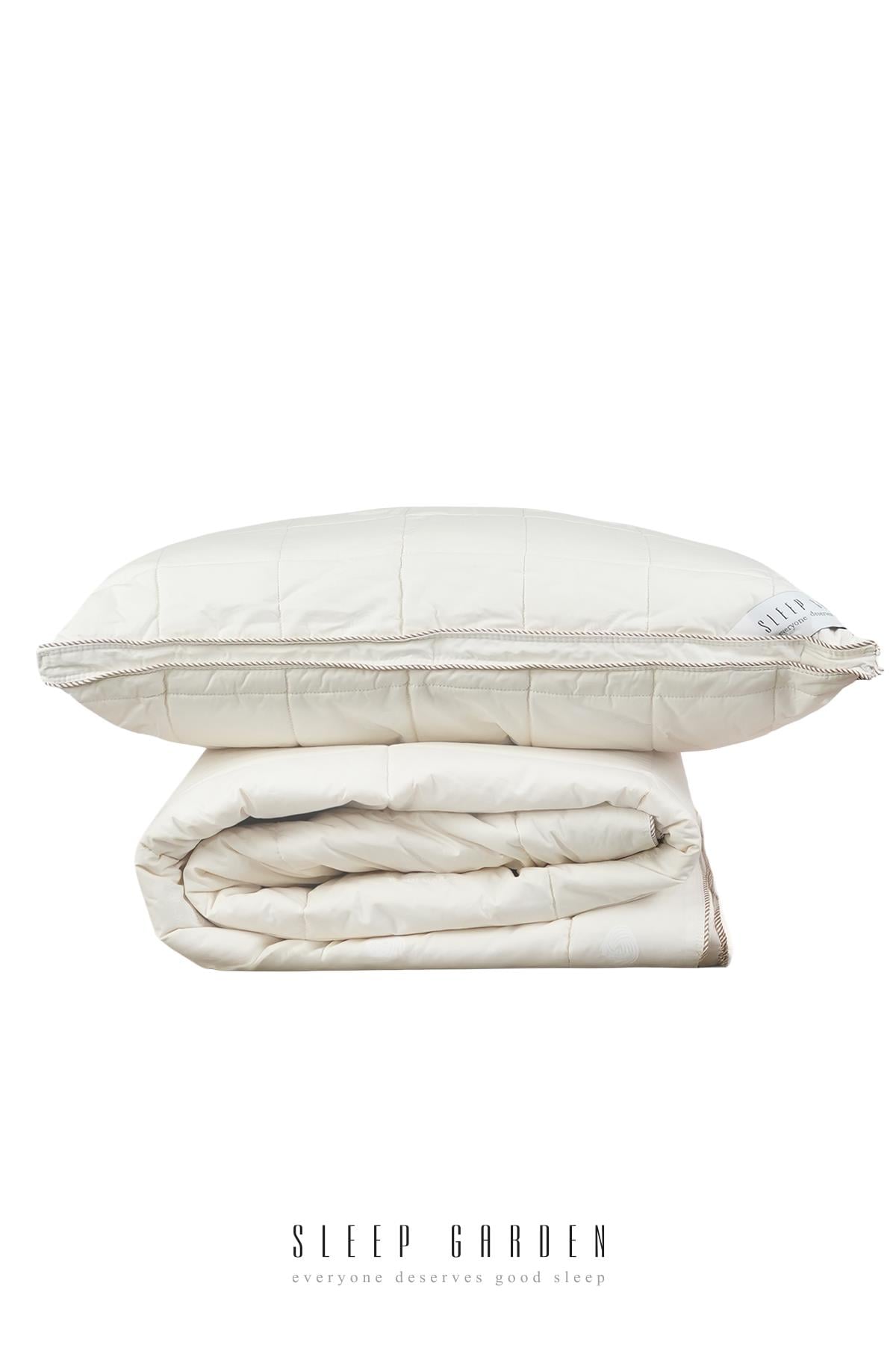 Sleep Garden Yün Biyeli Elit Grubu Şık Tek Kişilik Yorgan-yastık Set Ürün Jüt Keten ÇantalıSleep Garden Yün Biyeli Elit Grubu Şık Tek Kişilik Yorgan-yastık Set Ürün Jüt Keten ÇantalıSleep Garden