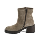 Brices Kemer Aksesuarlı Vizon Kadın Topuklu Süet Bot