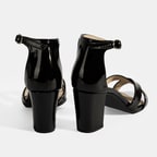 Hillary Siyah Kadın Ayarlanabilir Tokalı Topuklu DesaComfort Deri Sandalet