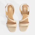 Kadın Bej Ayarlanabilir Tokalı Topuklu Deri Sandalet